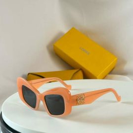Picture of Loewe Sunglasses _SKUfw55562029fw